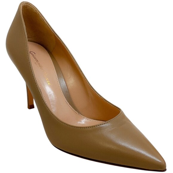 Gianvito Rossi Bisque Leather Gianvito 55 Pumps
